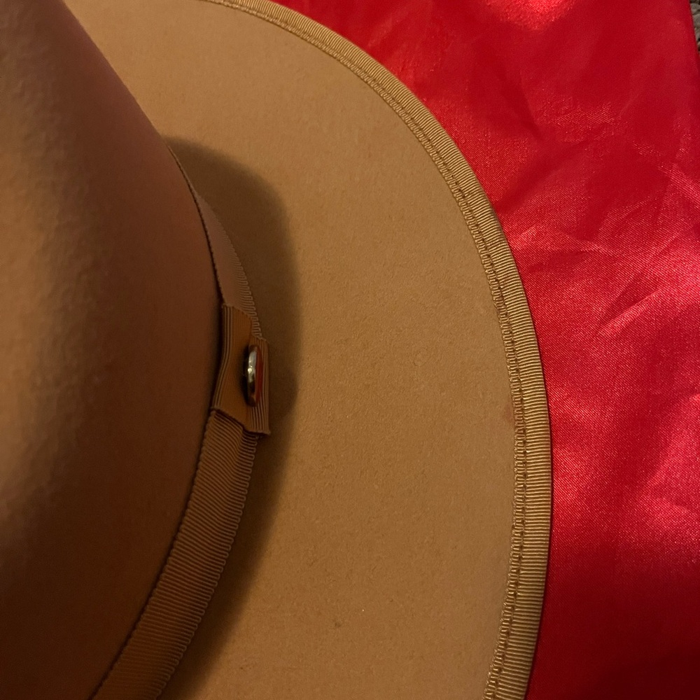 Keith James Round Brim hat pipes in red the hat is unisex